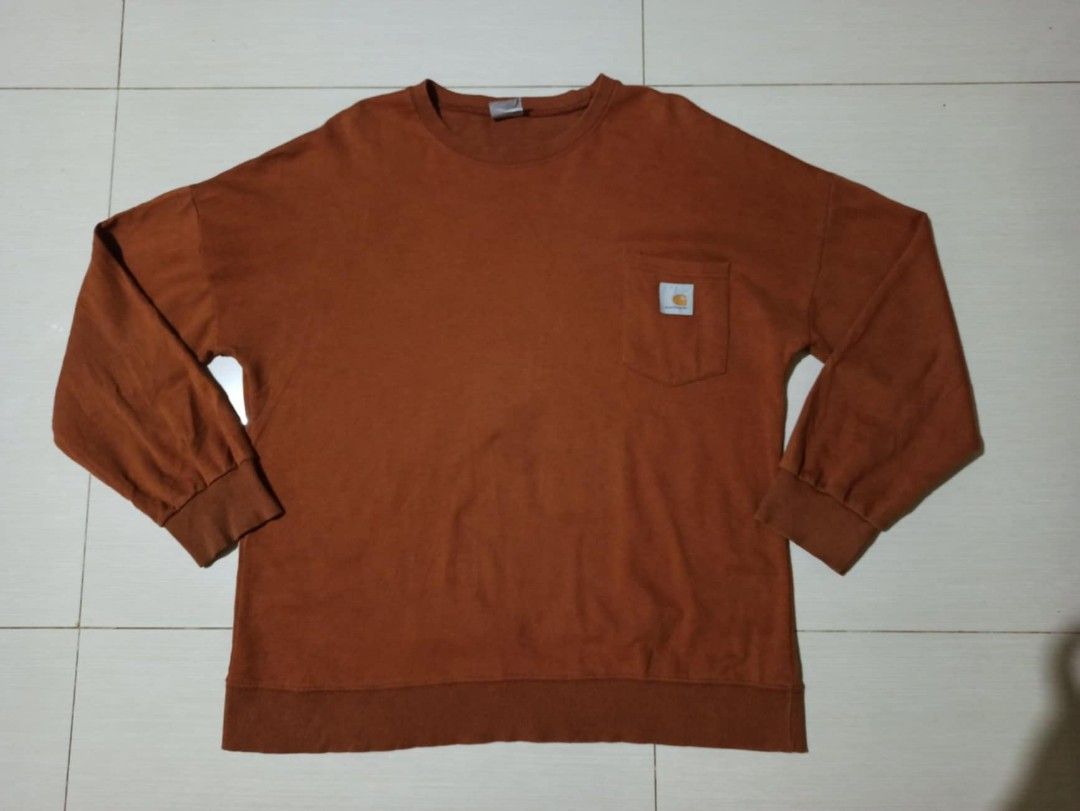 Carhartt pocket sweatshirt Men s Fashion Coats Jackets and Outerwear on Carousell