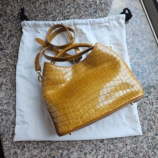 （分類：）位於 。 由 mmelok 提交（商品編號 1329701165，圖片 1）。簡介： 。