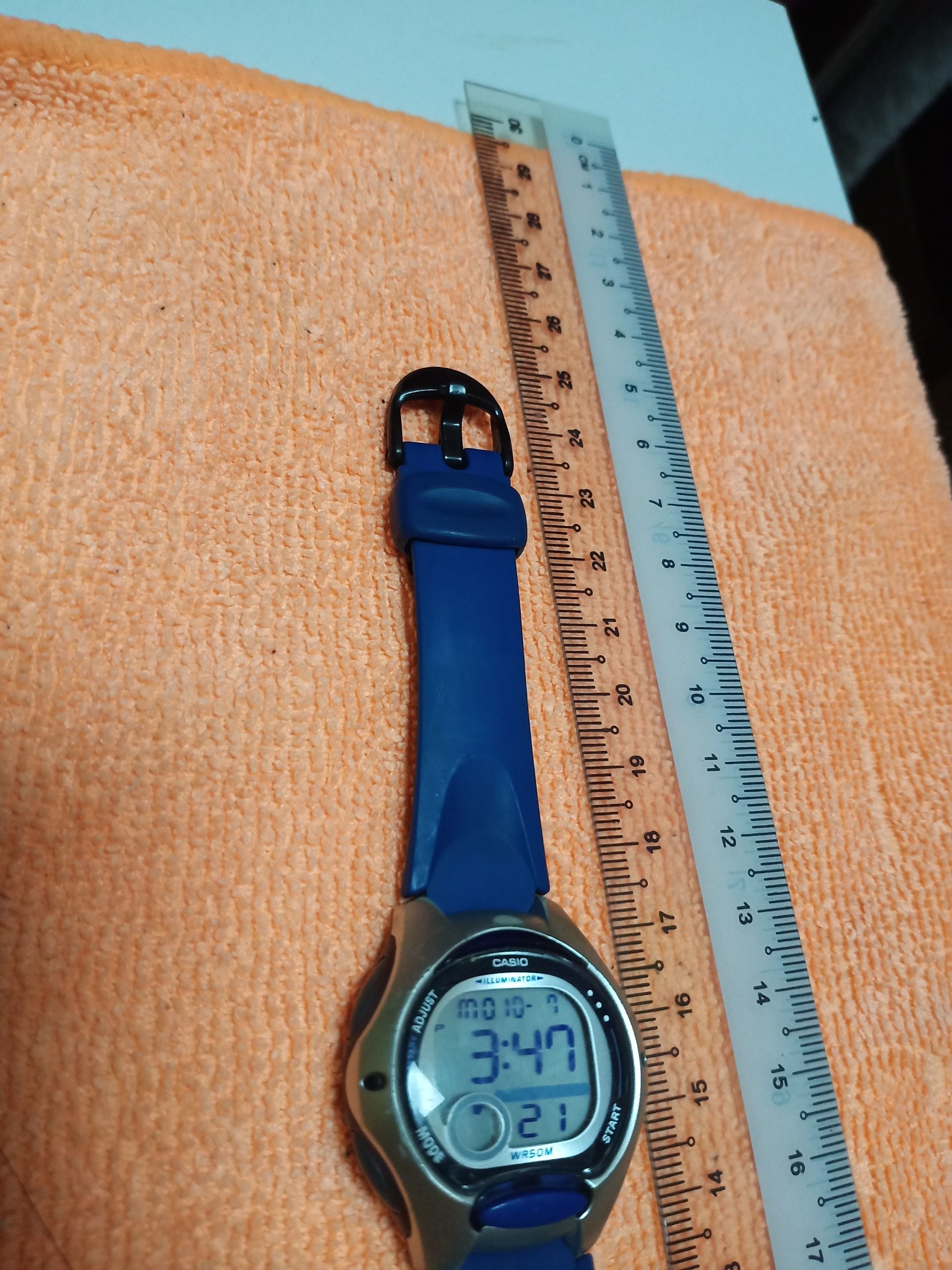 fixed price dealing at 460405 CASIO 2672 LW 200 blue