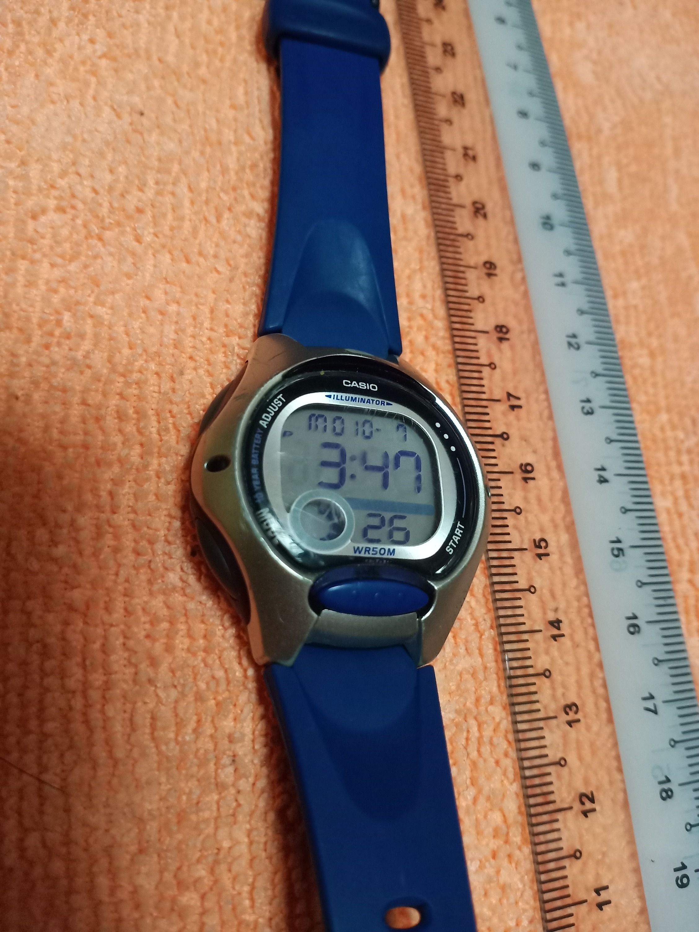 Casio 2672 lw200 top