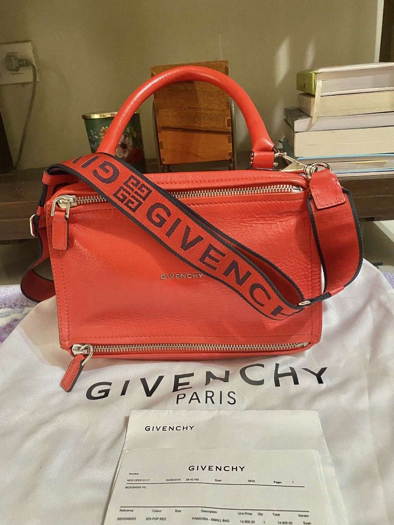 For sale (Category: Luxury Bags & Wallets) located in Bayugan. Submitted by daniel2019 (Listing ID 1329689985, Image 1). Description: Givenchy Pandora small size as new condition.
