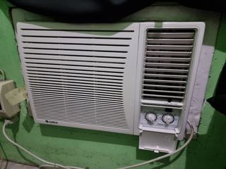 Gree Window Type Aircon