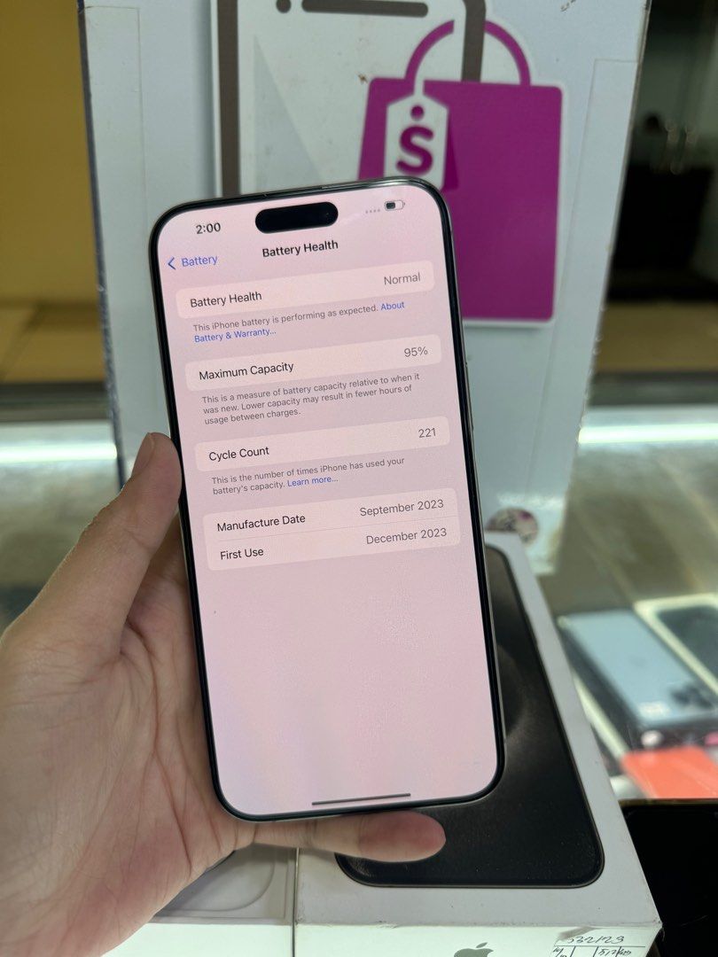 iphone 15 pro max 512gb good as new (Category: iPhone 15 Series) located in Cainta. Submitted by vine_gadget_shop (Listing ID 1329740627, Image 3). Description: iphone 15 pro max 512gb good as new complte package ntc variant warranty until december 2024 pick up store greenhills shopping center we accept trade in we accepy credit card and ggives installment we do cod and door to door we ship nationwide for fast transaction call 09277368323 look fo