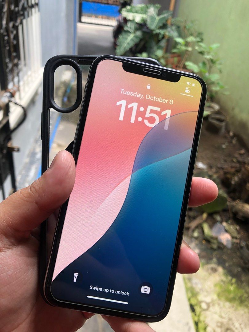 IPHONE XS 256GB (Category: iPhone X Series) located in Muntinlupa City. Submitted by techandplush (Listing ID 1329729044, Image 2). Description: 9999 open tawad sa sure buyer Pwede swap sa lower unit na may add IPHONE XS WHITE 256GB STORAGE UPDATED IOS 18 UNLI RESET FACE ID WORKING ANYSIM JUST USE GPP CHIP 199 lang sa sa online sa japan kasi nabili ☺️ BH unknown kakapalit lang matagal malowbat Issue: no True Tone Inclusion: unit itself,case Loc: 