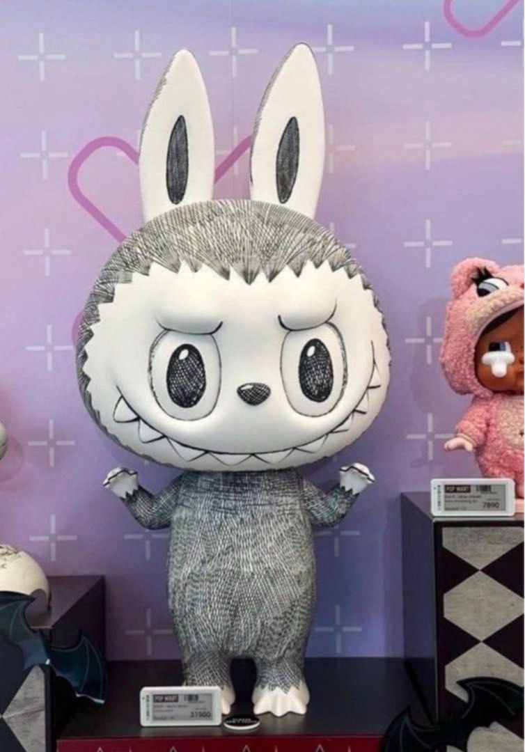 MEGA LABUBU 1000% Sketch