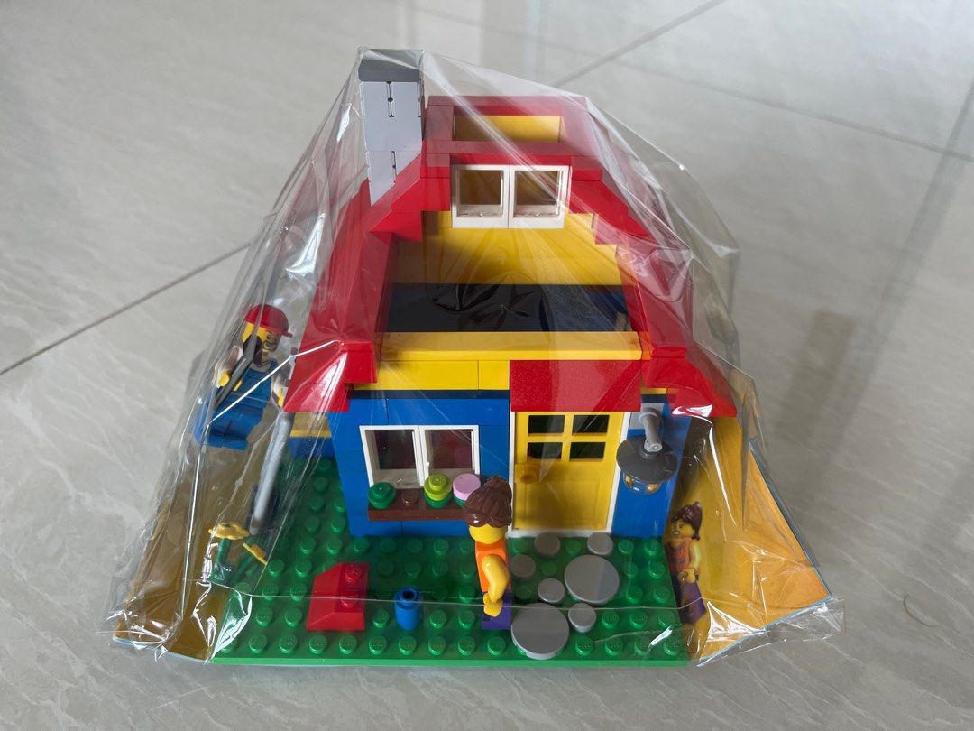 Lego pencil pot 40154 best sale