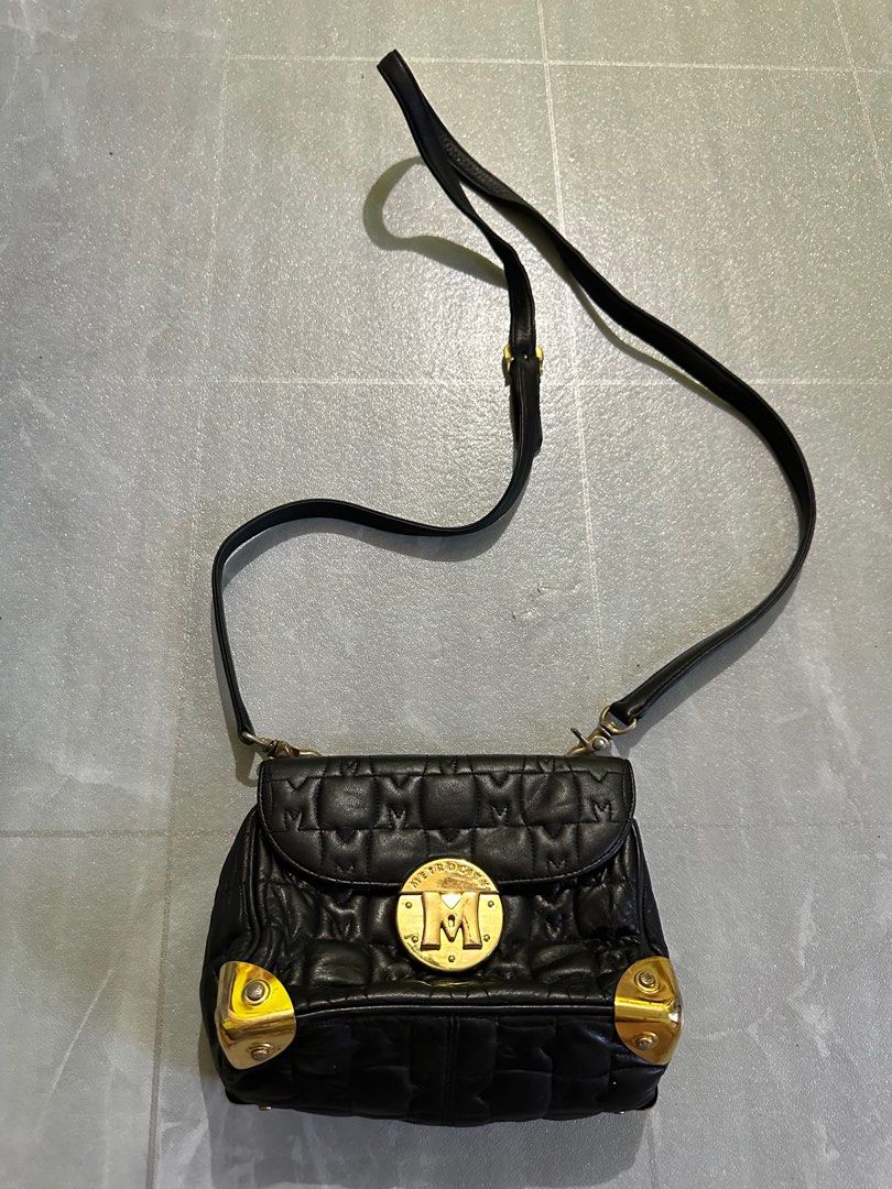 Metro city sling bag deals