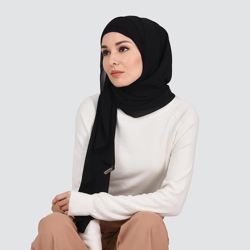 naelofar glow semi instant shawl