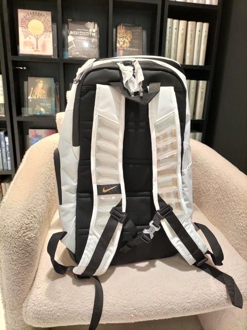 New design new Nike elite hoops Kay yow Nike elite backpack Nike Kay yow bag Nike hoops elite.nike backpack. Badminton racket.basketball bag. School bag. Men s Fashion Bags Backpacks on Carousell