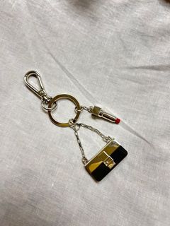 （分類：）位於 。 由 muffiee 提交（商品編號 1329698306，圖片 1）。簡介： 。