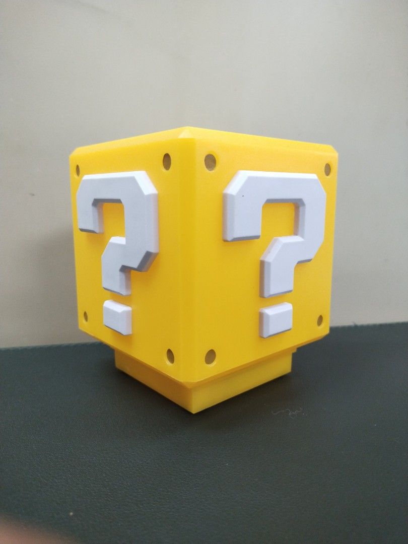 paladone-super-mario-mini-question-block-light-with-sounds-furniture
