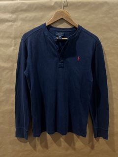 (Category: ) located in . Submitted by threadenthriftofficial (Listing ID 1329719953, Image 1). Description: .