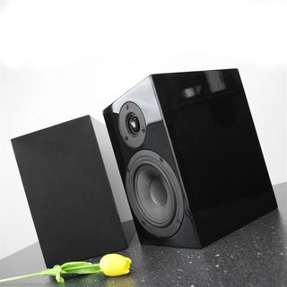 (Category: ) located in . Submitted by soundgallery_ (Listing ID 1329723905, Image 1). Description: .