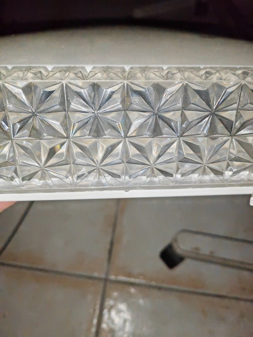 Rectangular Ceiling Light (Category: Lighting) located in Singapore. Submitted by aayan08 (Listing ID 1329826959, Image 2). Description: Beautiful LED ceiling lights with diamond-like borders. Selling as I have changed to ceiling fan with light. Buyer to arrange collection.