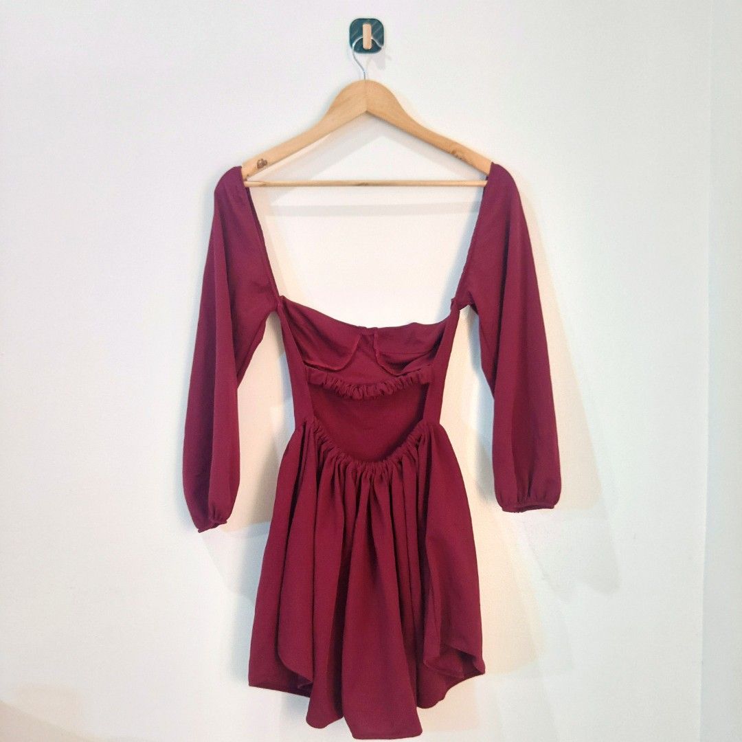 Red Backless Dress Party Date (Category: Dresses) located in Quezon City. Submitted by kuku_lhn (Listing ID 1329743278, Image 3). Description: ‼️ ALL PICTURES POSTED ‼️ 💠₱150.00 (Fixed Price)💠 📦Shipped via Lalamove Fits XS-LARGE 📍 Manhattan Parkway Tower 1 (Cubao, QC).