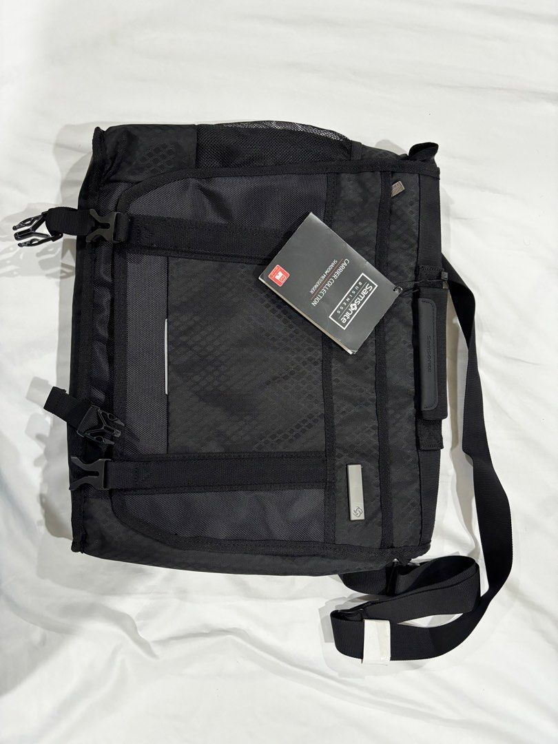Samsonite Business Carrier Messenger Bag (Category: Sling Bags) located in Marikina City. Submitted by green.archer (Listing ID 1329738752, Image 1). Description: SALE! Samsonite Business Carrier Messenger Bag - Color: Black - Lightweight - Fits laptops upto 15.6” - Adjustable shoulder strap - Side water bottle pocket - Brand new - Bought in California, USA SALE Price: 4,500! Call/Text if interested: 09209068636.