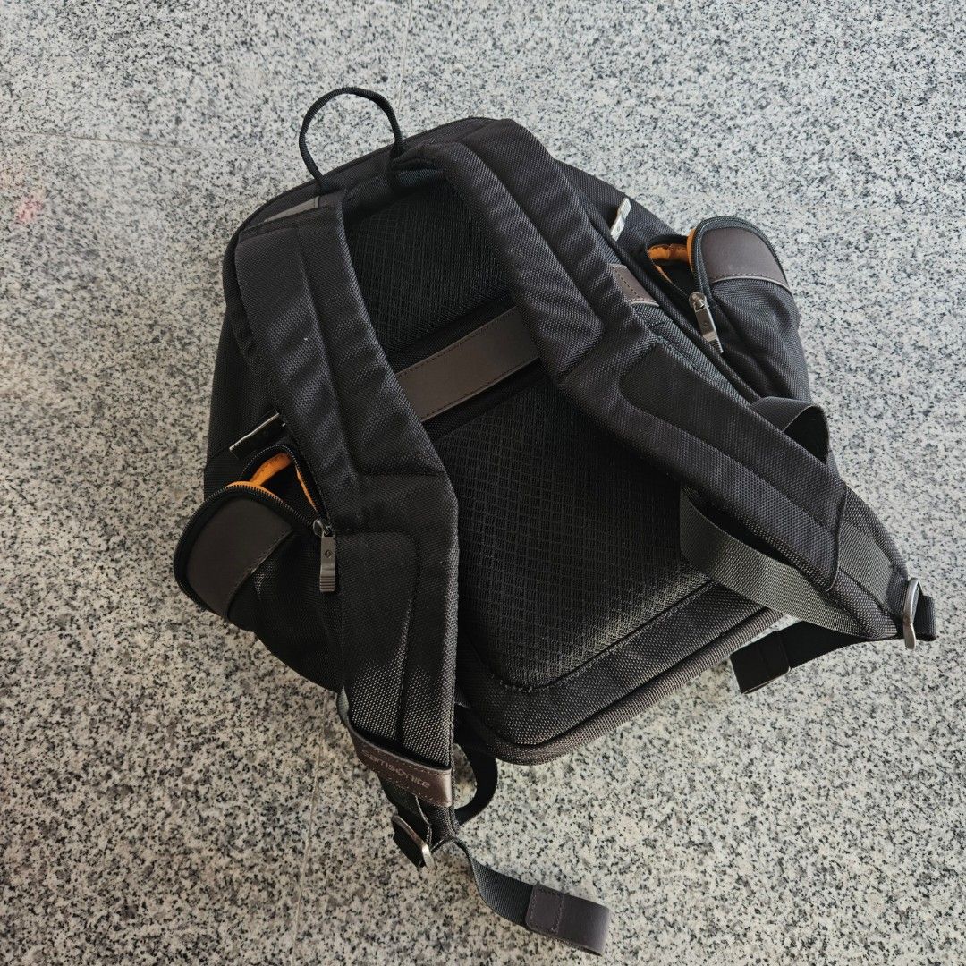 Kombi backpack shop