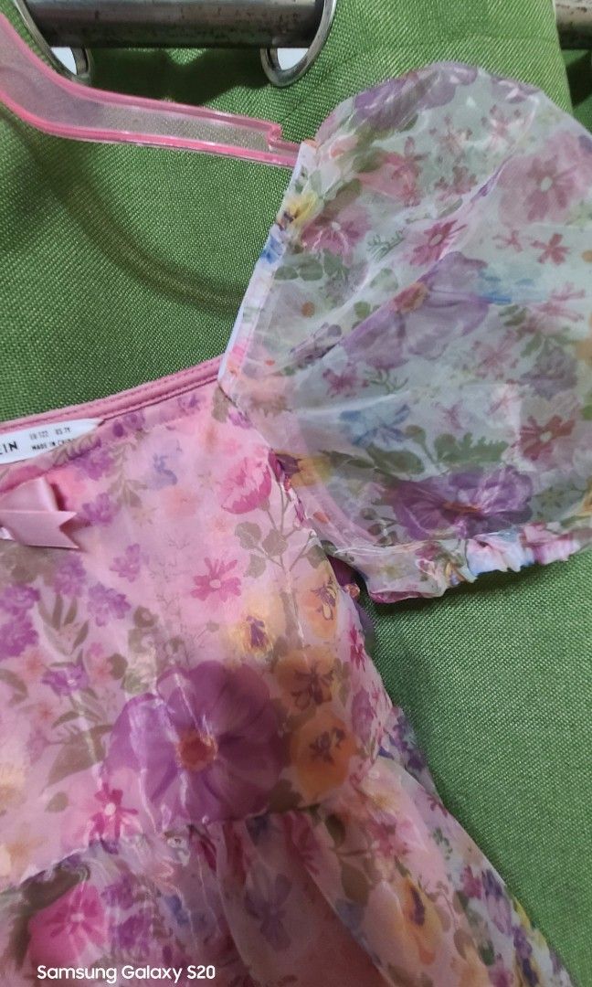 SHEIN dress for kids (Category: Babies & Kids Fashion) located in Mandaluyong City. Submitted by Michkam021 (Listing ID 1329822142, Image 3). Description: fit 4 to 6 y.o.