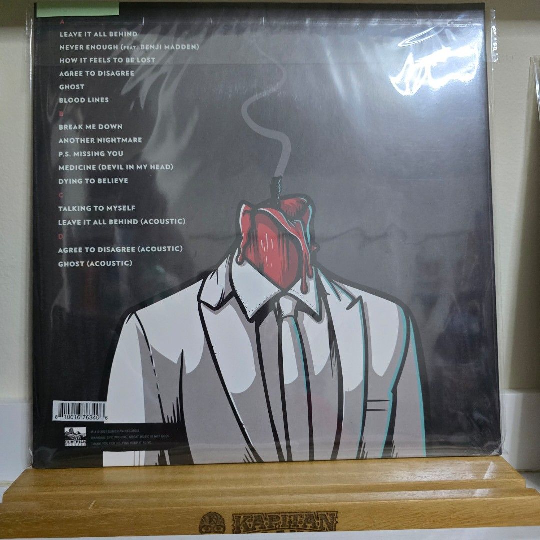 Sleeping With Sirens-How It Feels To Be Lost (RSD) (Category: Vinyls) located in Taguig. Submitted by Kapitan_Plaka (Listing ID 1329802562, Image 2). Description: Ultra Clear Black with Black Splatter.