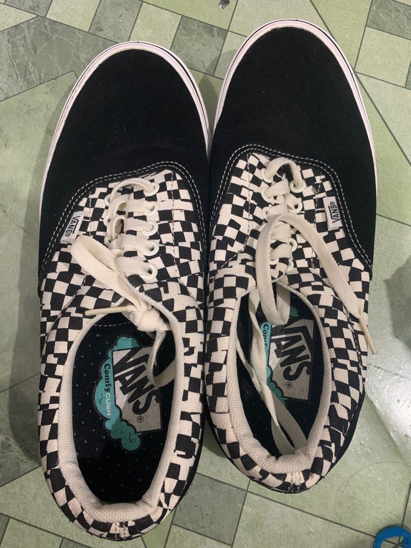 Vans- ComfyCush (Category: Sneakers) located in Makati City. Submitted by armigr (Listing ID 1329788494, Image 1). Description: Vans Shoes for Sale!!! No box.