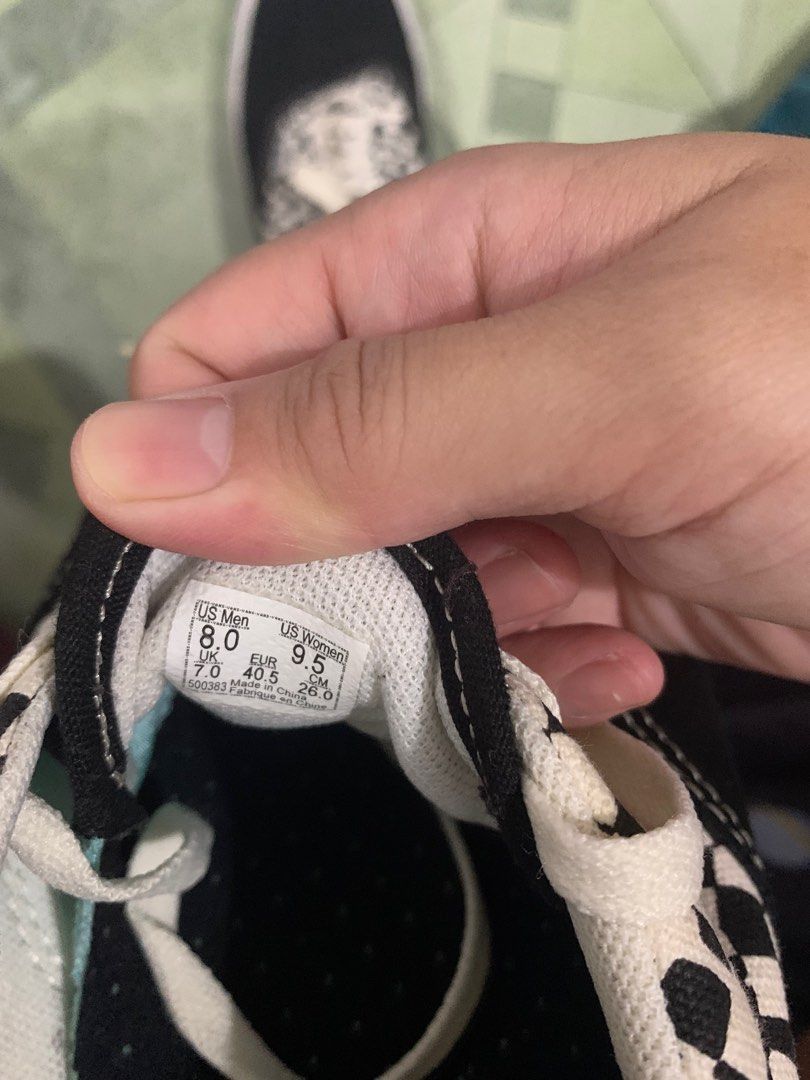 Vans- ComfyCush (Category: Sneakers) located in Makati City. Submitted by armigr (Listing ID 1329788494, Image 3). Description: Vans Shoes for Sale!!! No box.