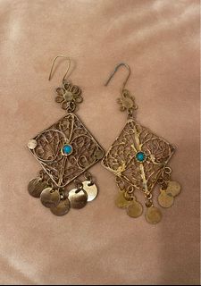 (Category: ) located in . Submitted by sabrew (Listing ID 1329820638, Image 1). Description: .