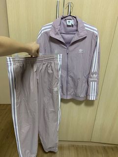 (Category: ) located in . Submitted by bluebree (Listing ID 1329898150, Image 1). Description: .