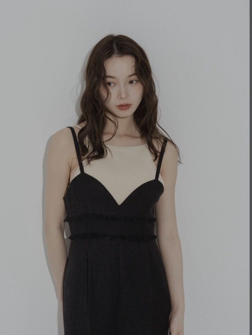 急賣‼️正版Éaphi 亞麻連身褲 linen like fringe salopette