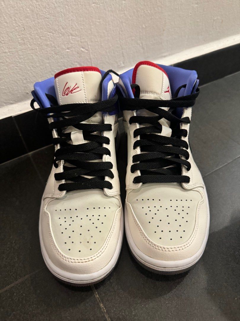 Authentic Air Jordan 1 Mid SE Love US7.5 EU 40.5 JPN 25.5