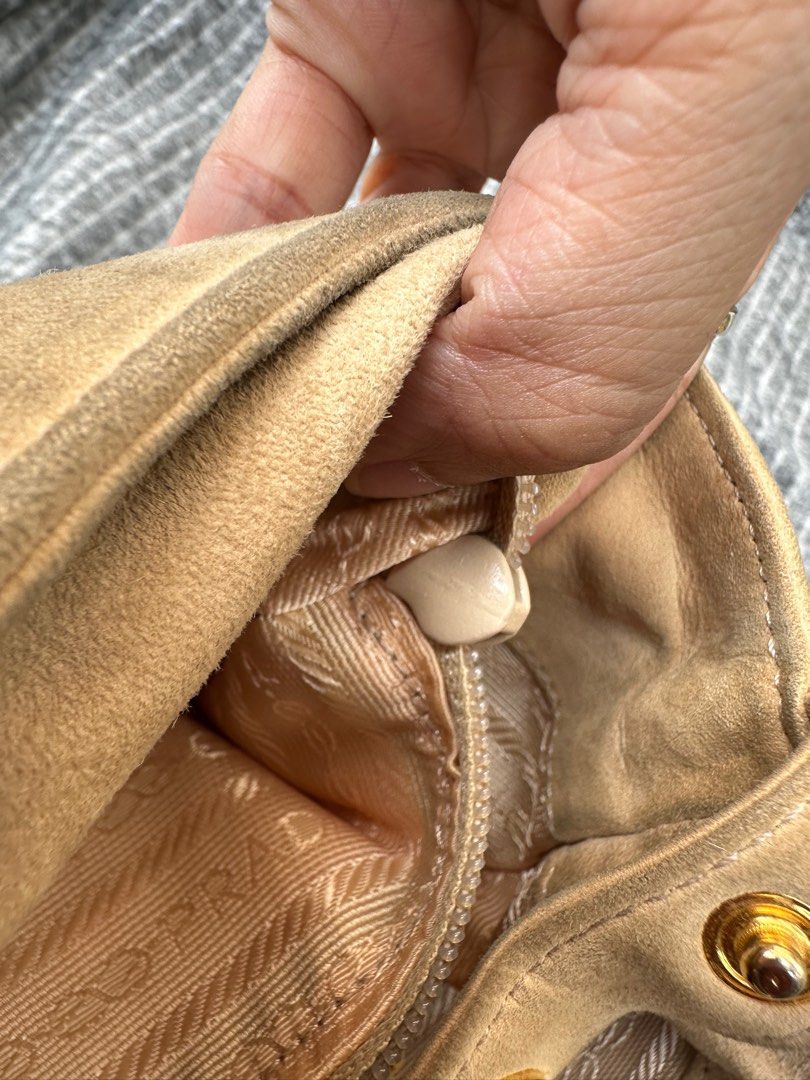 Authentic sling bag chain (Category: Luxury Bags & Wallets) located in Cainta. Submitted by qualityyetaffordable (Listing ID 1329860960, Image 3). Description: Authentic Prada sling chain bag .