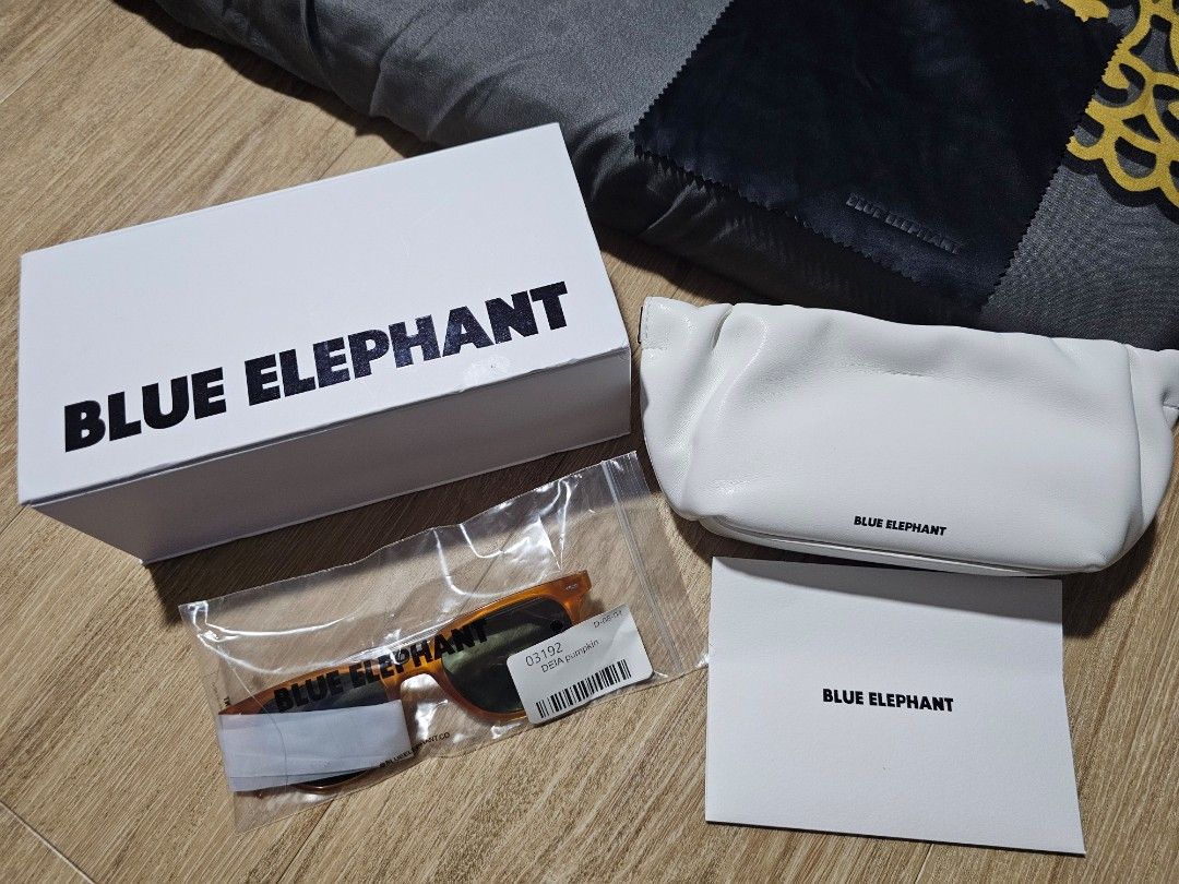 Blue Elephant (Deia Pumpkin), Women's Fashion, Watches