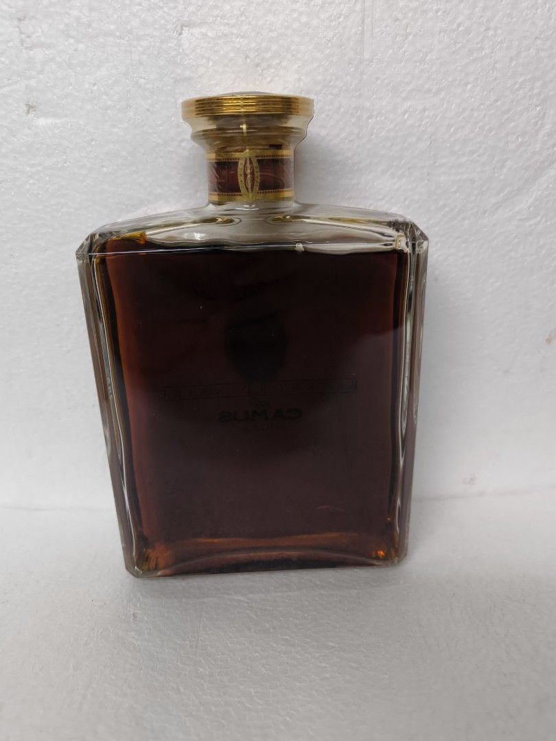 【古酒】 CAMUS EXTRAORDINAIRE COGNAC 700ml Camus Extraordinaire de Camus Cognac, France | prices