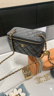 （分類：）位於 。 由 Ching2010 提交（商品編號 1329993649，圖片 1）。簡介： 。