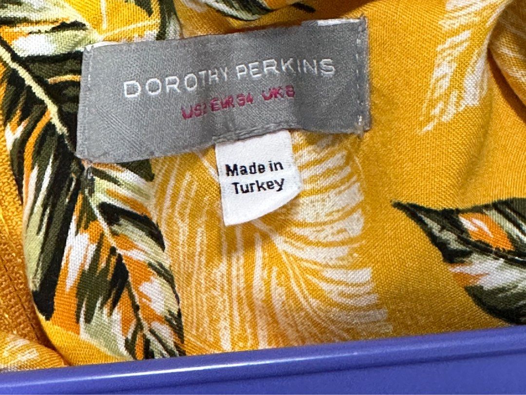CHRISTMAS CLOSET CLEAN OUT SALE Dorothy Perkins Dress Women s Fashion Dresses Sets Dresses on Carousell