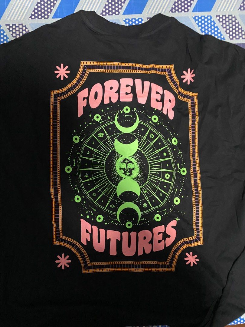 Cotton on Streetwear (Category: Tshirts & Polo Shirts ) located in Manila. Submitted by ohnalovespanda (Listing ID 1329955646, Image 2). Description: Cotton on Streetwear oversized box cut shirt brand new.