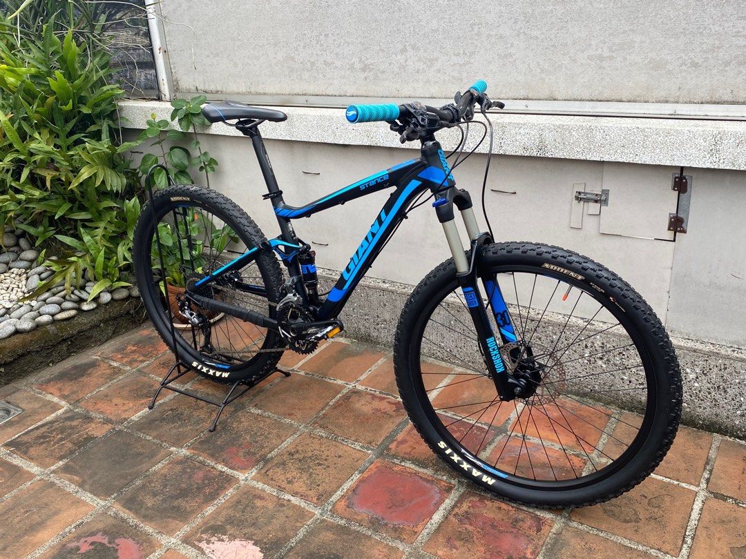 Giant Stance Bike Size 17 2017 Model Sports Equipment Bicycles Parts Bicycles on Carousell