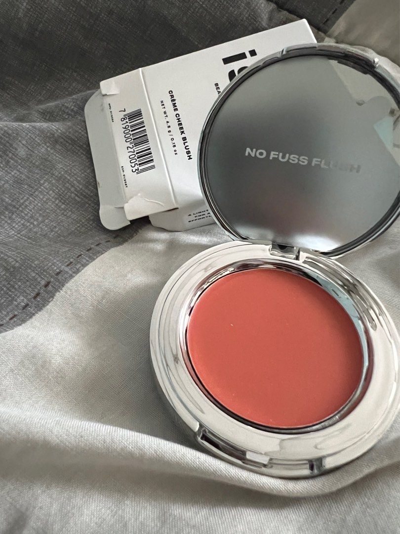 Issy creme blush (Category: Makeup) located in Quezon City. Submitted by amdeclutter (Listing ID 1329891366, Image 2). Description: Brand new issy creme blush in the shade bang.