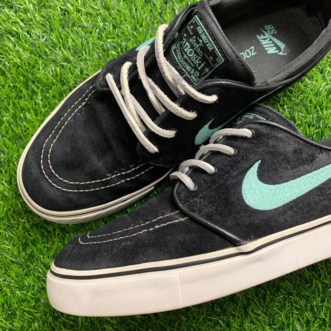 Nike sb tiffany janoski top