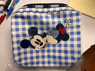 （分類：）位於 。 由 kakajoyce 提交（商品編號 1329861377，圖片 1）。簡介： 。