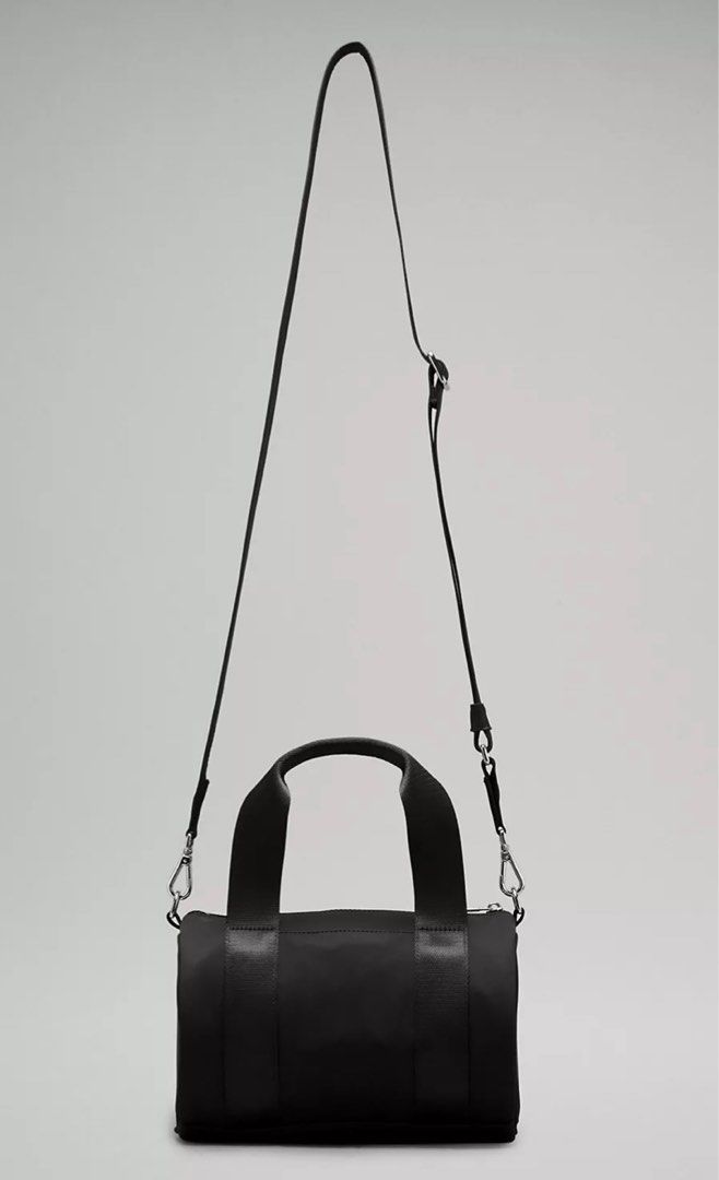 Lululemon small duffle bag cheap
