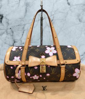 (Kategori: ) berada di . Dikirim oleh carinaluxury (ID iklan 1329918583, Gambar 1). Deskripsi: .