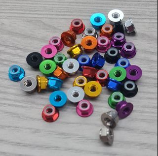 (Category: ) located in . Submitted by smallshoponly (Listing ID 1329843612, Image 1). Description: .