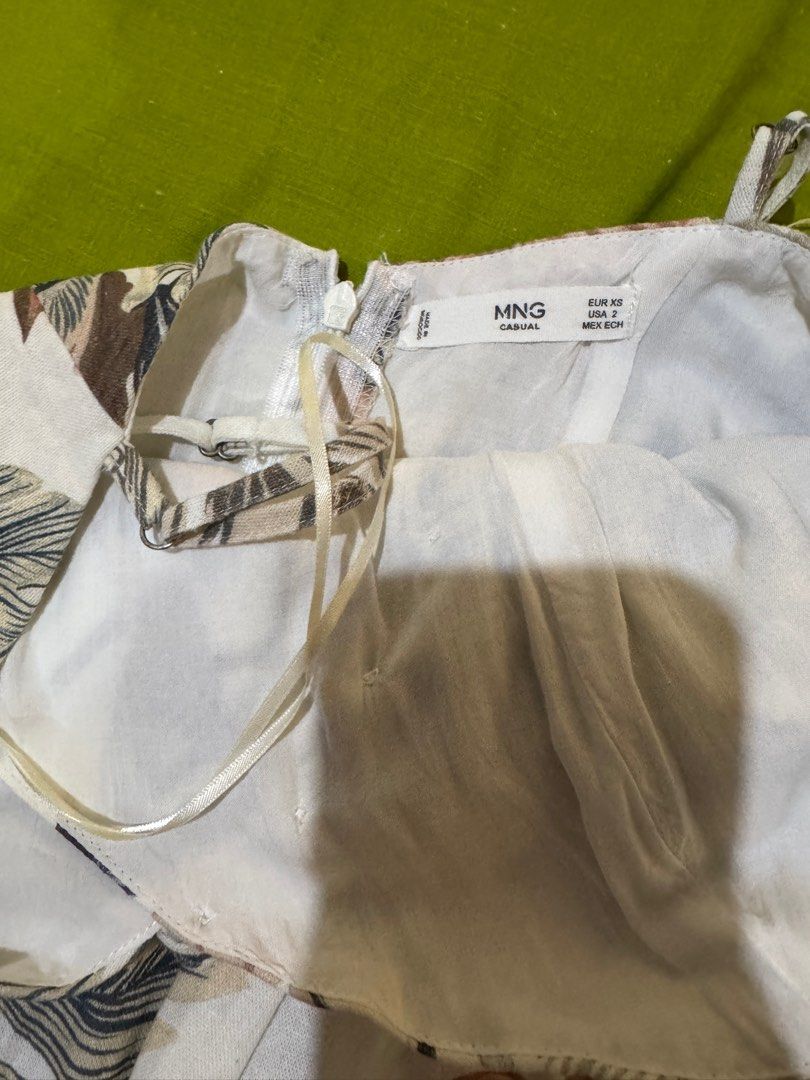 Mango Viscose Linen Midi Dress (Category: Dresses) located in Dagupan City. Submitted by andeng2816 (Listing ID 1329858374, Image 2). Description: Worn twice, super pretty in actual.
