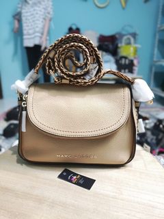 (Kategori: ) berada di . Dikirim oleh bilbelshop_authenticbag (ID iklan 1329945571, Gambar 1). Deskripsi: .
