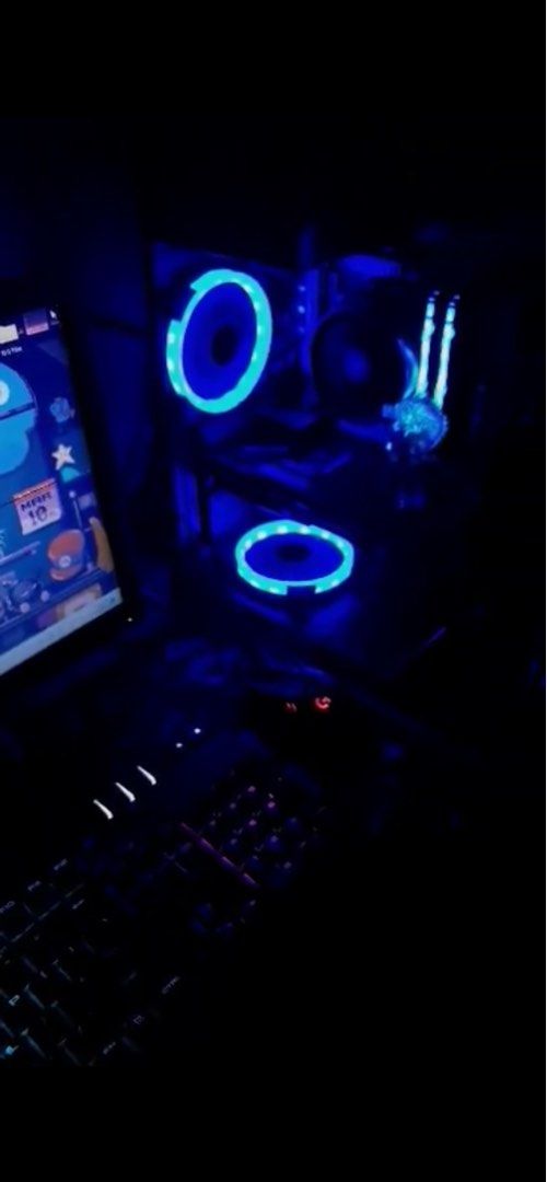 Mid Range Computer Set (Category: Desktops) located in Quezon City. Submitted by sabedania (Listing ID 1329912860, Image 2). Description: Ryzen 5 5600g GTX 970 4GB DDR5 256bit Biostar B450 Hyperx 16gb DDR4 3200mhz RGB 1TB HDD Kingston PCIe NVMe M.2 500gb SSD trurated 500w PSU with ilaw ilaw case Peripherals: Keyboard: Corsair K68 MX Blue Headphones: A4tech Bloody MR575 Mouse: Logitech G502 Hero Monitor: Lenovo IPS Display With extra kb but needs 