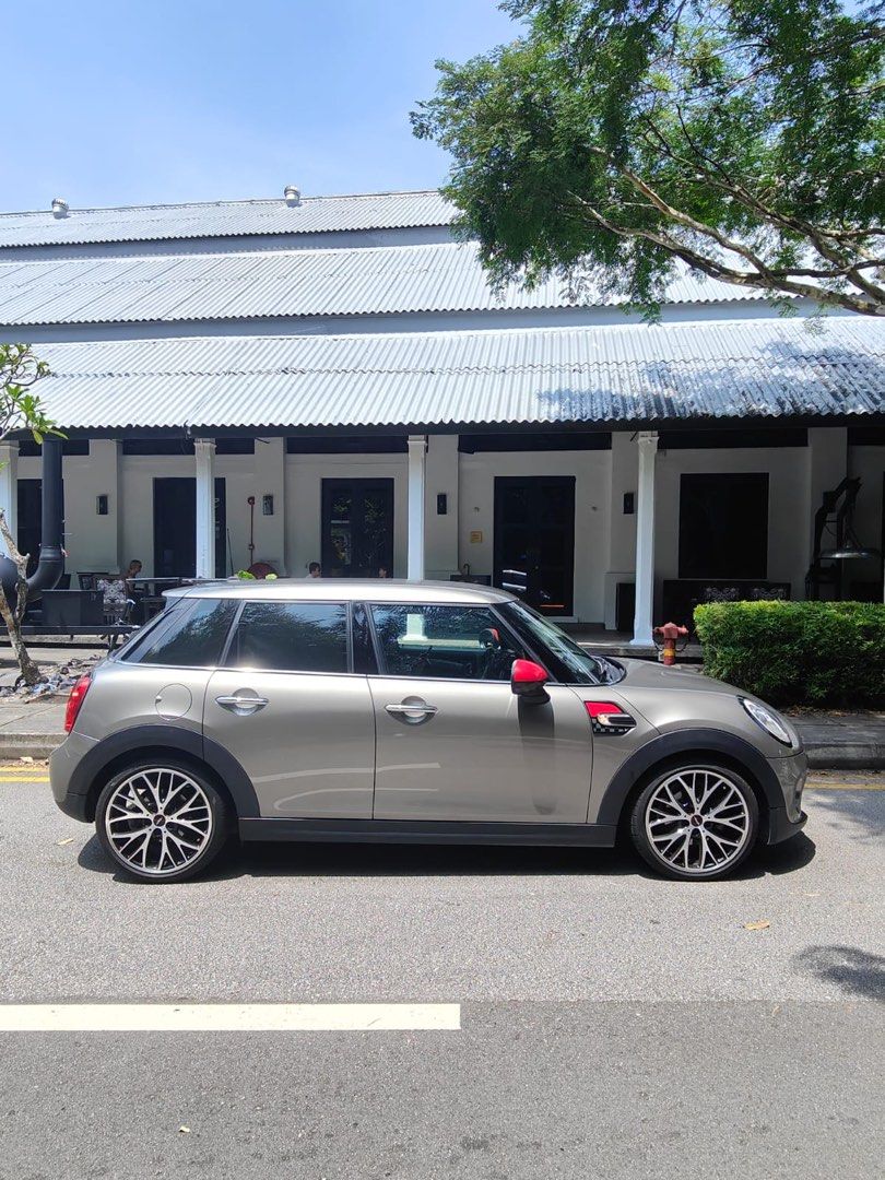 MINI One 5-Door 1.5 5-Door (A) (Category: Used Cars) located in Singapore. Submitted by 3ciatwx (Listing ID 1329949972, Image 2). Description: Mini One 5 Door 1.5A (SPORTS EDITION) - John Cooper Work accessories - 7 speed dual clutch transmission - JCW Rims - Pirelli P Zero run flat tyres - Great fuel efficiency - Iconic Mini go kart handling - Sits 4 adults comfortably, rear seat can be fold down fully - Sizeable trunk - Super fun ride! 3 drive 