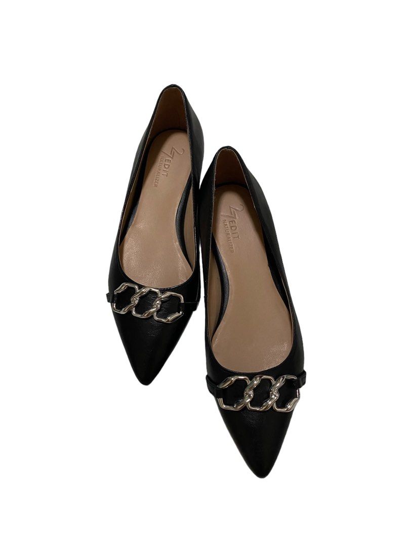 NATURALIZER - KATALIE FLAT (Category: Flats & Sandals) located in Manila. Submitted by cookie.declutter (Listing ID 1329968996, Image 3). Description: -used once -without box - size 26 not for wide feet - color: black leather.