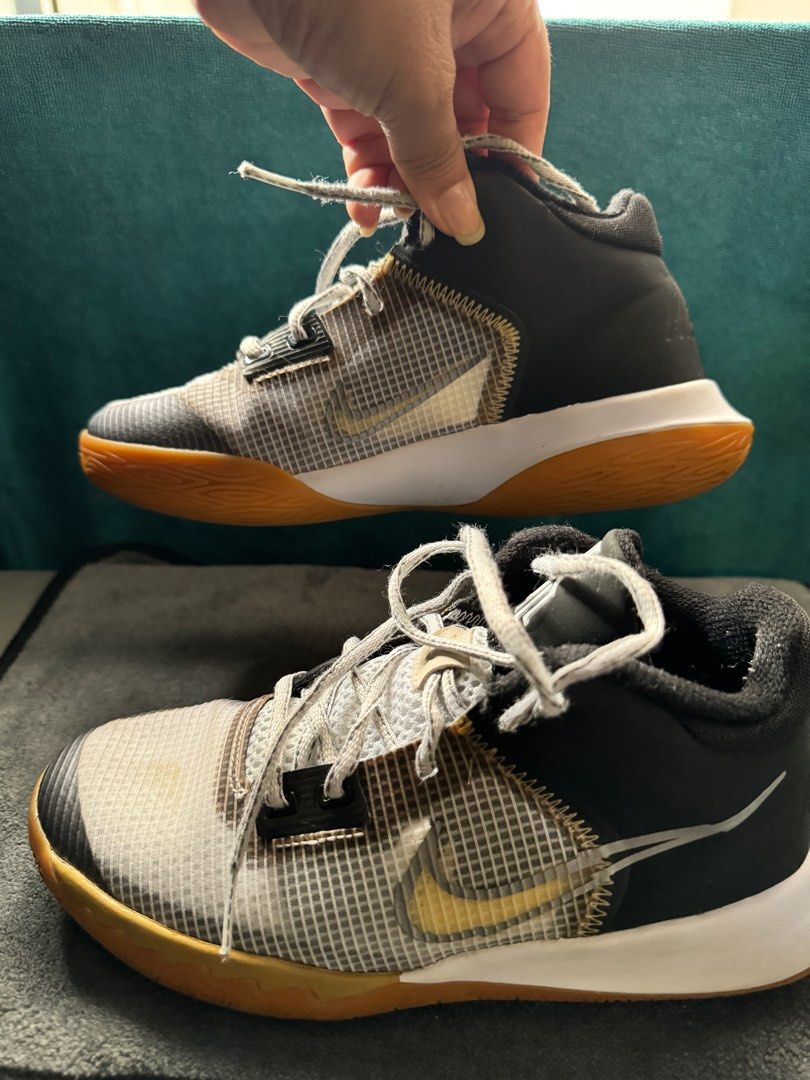 Nike kyrie flytrap black gum Men s Fashion Footwear Shoe inserts accessories on Carousell