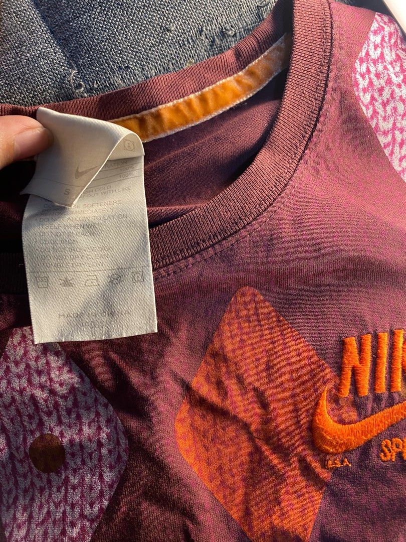 Nike Vintage Sportswear (Category: Activewear) located in Malolos. Submitted by achinnn (Listing ID 1329940679, Image 3). Description: Authentic Vintage Nike Sportswear.