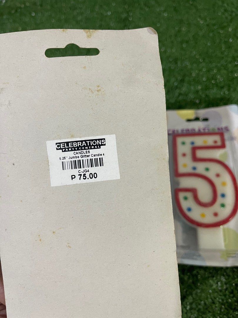 Number Candles (Category: Occasions & Party Supplies) located in Manila. Submitted by IMEG444 (Listing ID 1329846078, Image 2). Description: Take both for P80 14in height.
